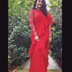 Niharika Konidela Instagram - NOTE: I’m nicer when I like my outfit. 🥀 💃🏼 @issadesignerstudio 💎 @vasundharadiamondrf Styled by- @6shweta 🤗