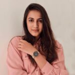 Niharika Konidela Instagram – Can’t decide between @danielwellington newly released Petite Rosewater & Evergold watches 
Which one is your favourite?🤔
Create two looks with your #DanielWellington watch 💖Buy any watch and receive a complimentary strap along with your purchase. Also, get an additional 15% off with my code NIHARIKAK15 at checkout. Happy Shopping!!