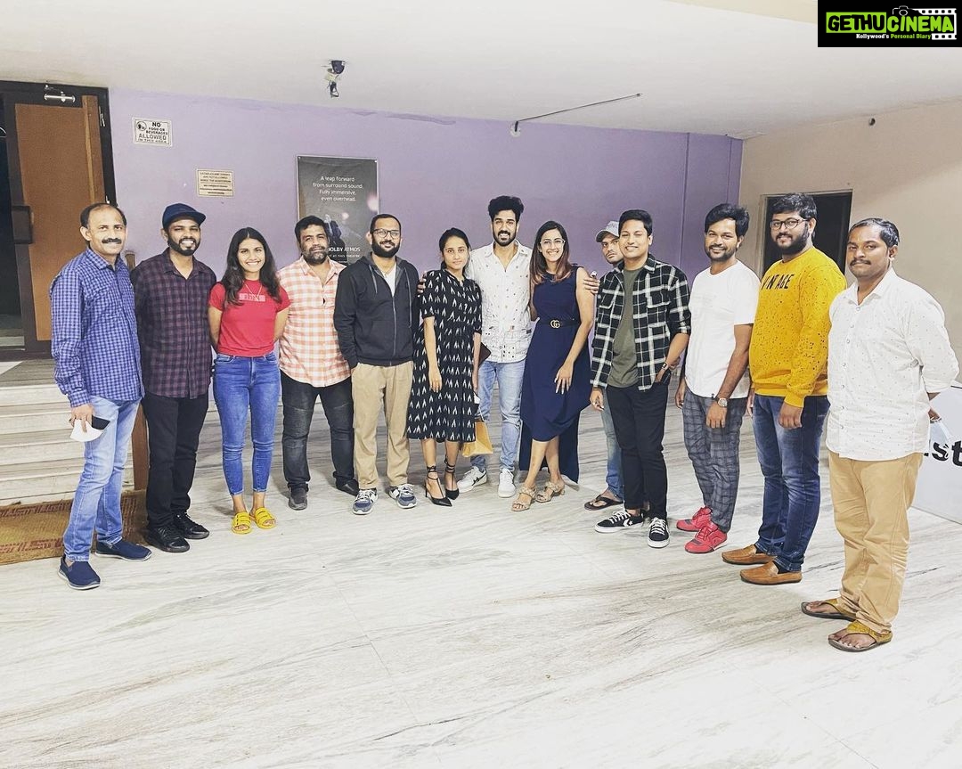 Niharika Konidela Instagram - This team is a dream to work with, Each and everyone put their heart and soul into this project! ( people in the picture and those who are not also) I’m proud to say THIS is MY team! ❤️ Ma ‘Oka Chinna family story’ inka meedhi! Watch it on ZEE5 now!