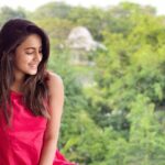 Niharika Konidela Instagram – The bird had just said something super funny! ๐