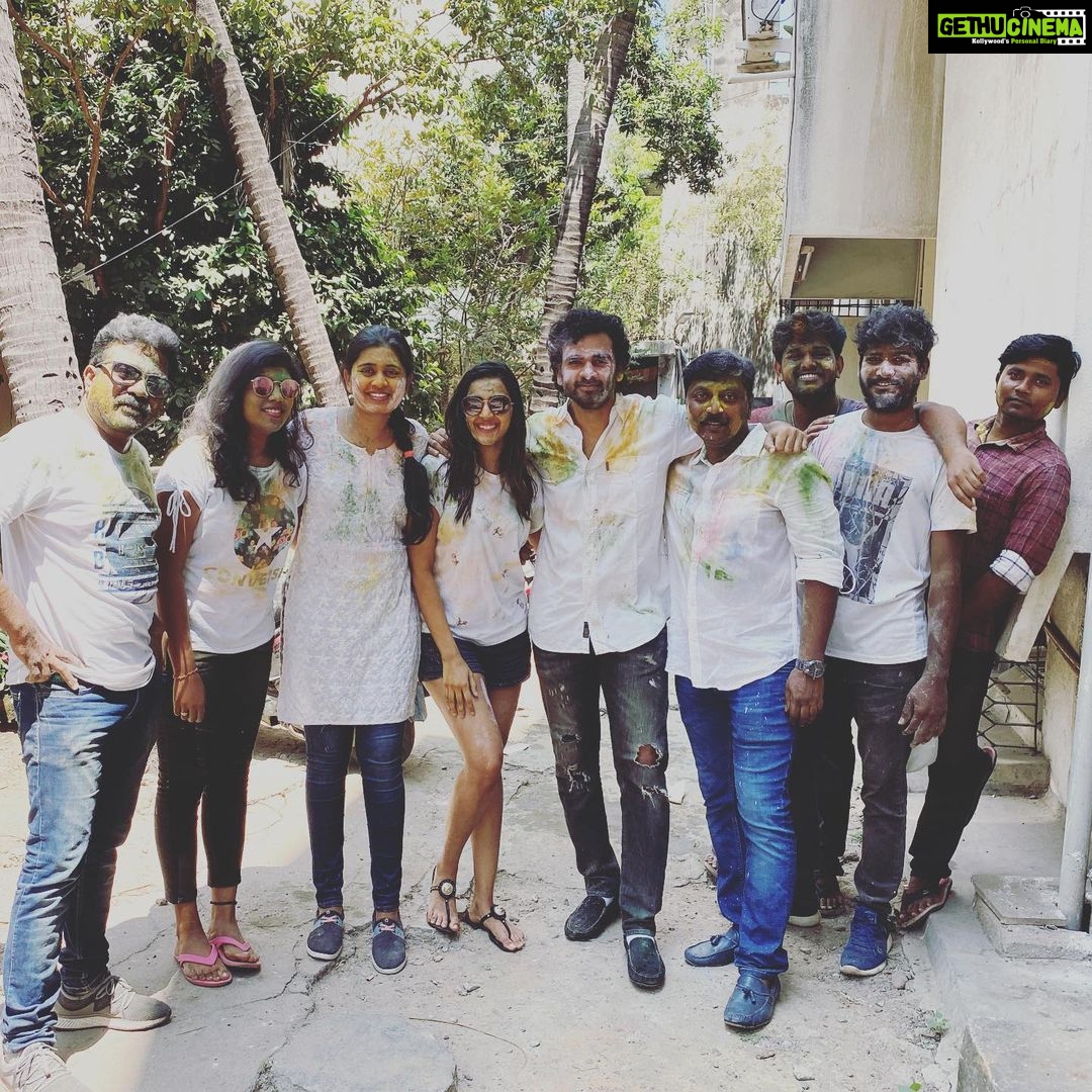 Niharika Konidela Instagram - HOLI 2020! With the next new fam! ππππ§‘πππΌππΌ Chennai, India