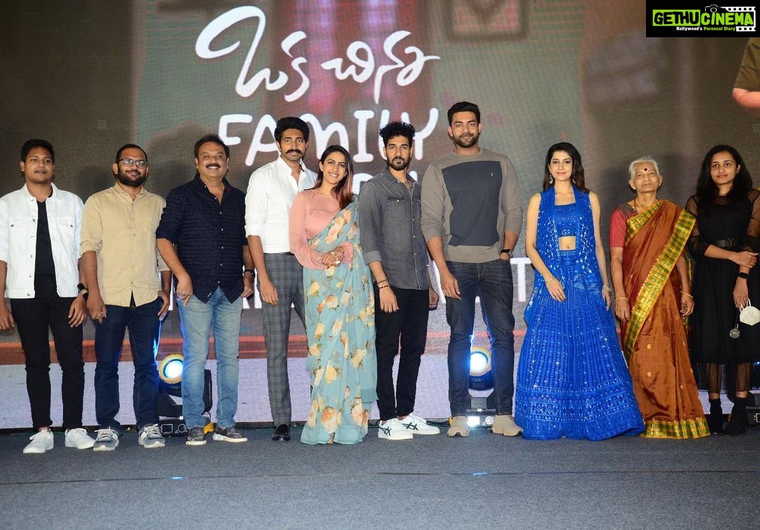 Niharika Konidela Instagram - ALL LOVE! 🧡 Thank you @varunkonidela7 Anna for giving our team such positive energy! Do watch #okachinnafamilystory exclusively on ZEE5 from Nov 19th @zee5telugu