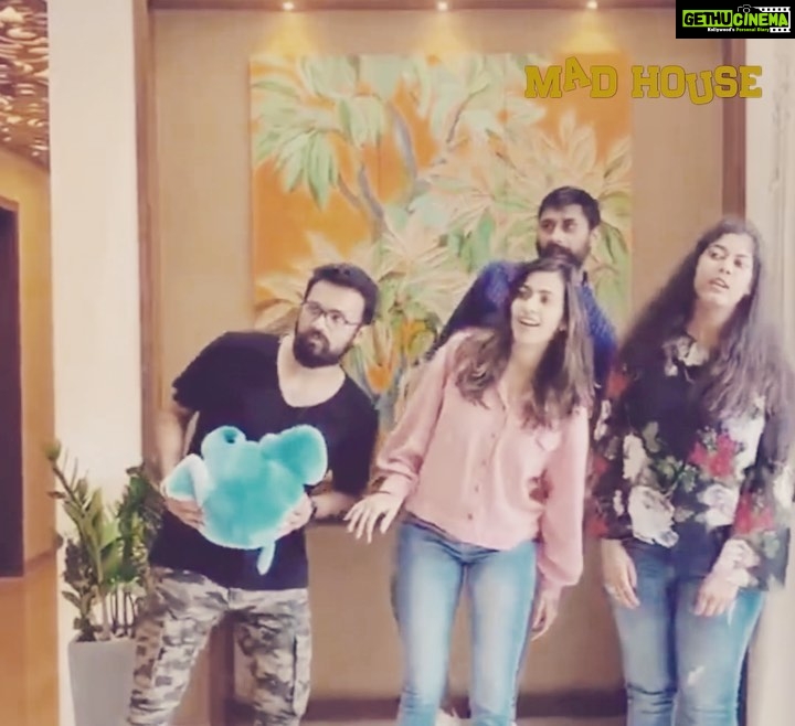 Niharika Konidela Instagram - Hey Guys!!! Happy Diwali! These are my crazy friends! Let the videos beginπππ #madhouseshowcase