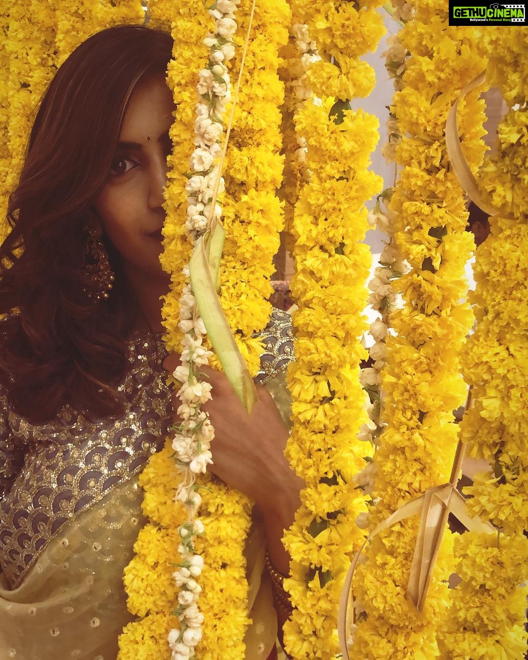 Niharika Konidela Instagram - ρєєк-α-вσσ 🌼