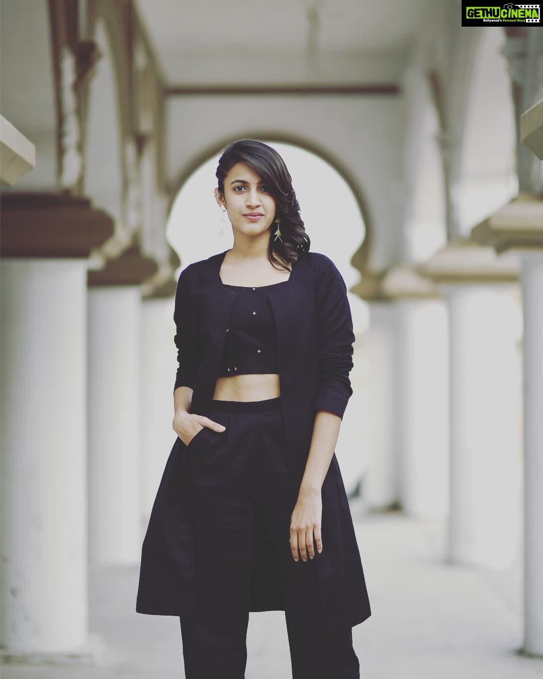 Niharika Konidela Instagram - I love me some Black! 🕶 #kanthamhappy #suryakantham #promotions . . Wearing @notchabovecreations Styled by @jukalker Earrings by @pratima_jukalkar Shoes by @louboutinworld Makeup & hair by @sadhnasingh1
