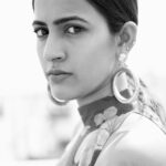 Niharika Konidela Instagram - 🍃 This lovely ensemble by @houseofmasaba Styled by the amazing @jukalker Earrings by @aquamarine_jewellery Shot by 📸 @eshaangirri