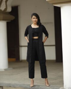 Niharika Konidela Instagram - I love me some Black! 🕶 #kanthamhappy #suryakantham #promotions . . Wearing @notchabovecreations Styled by @jukalker Earrings by @pratima_jukalkar Shoes by @louboutinworld Makeup & hair by @sadhnasingh1