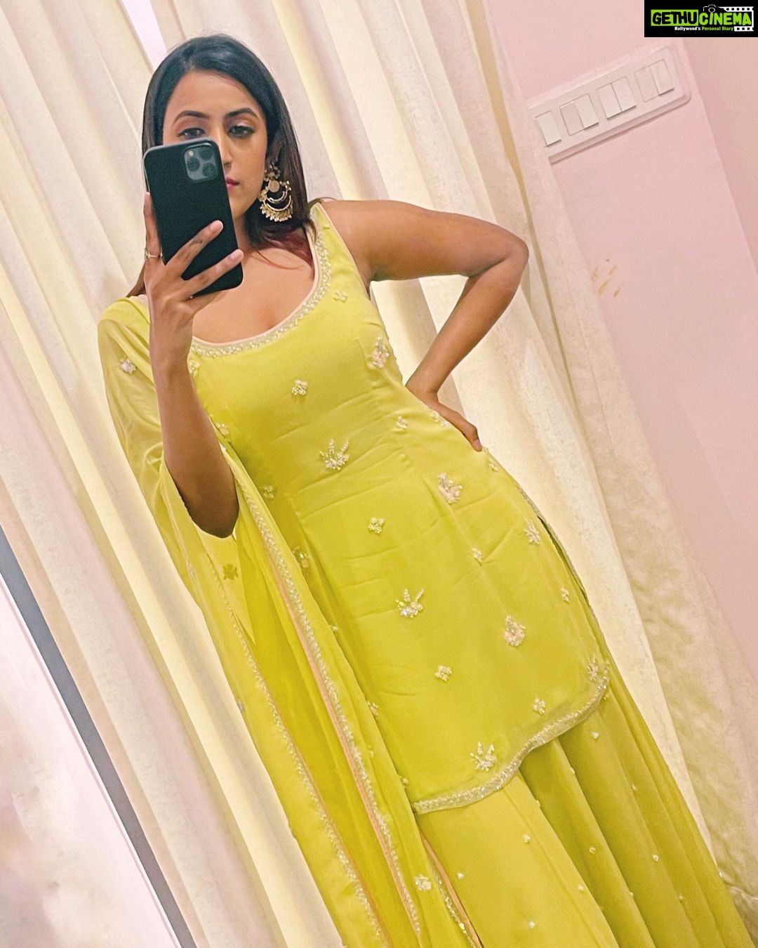 Niharika Konidela Instagram - Major Geet feels ! #jabwemet
