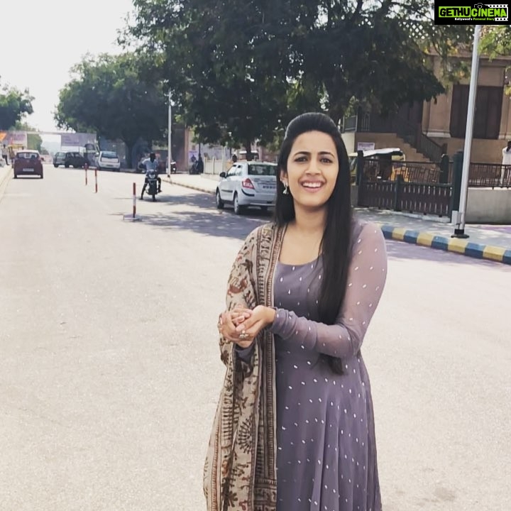 Niharika Konidela Instagram - 🦋 #shoottimes #letitgo #slomo Ramoji Film City