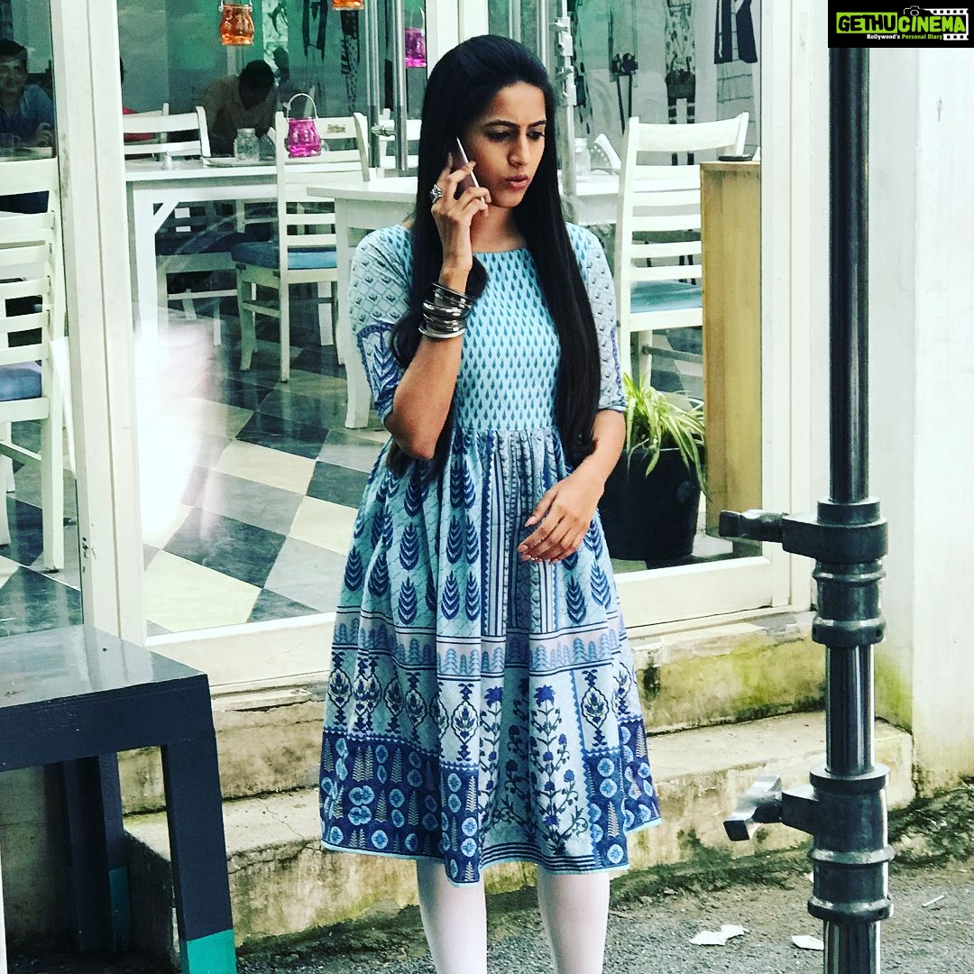 Niharika Konidela Instagram - From the First day to the last! It was a great great team to work with!Thank you everyone! My next film in Telugu- HAPPY WEDDING 💙