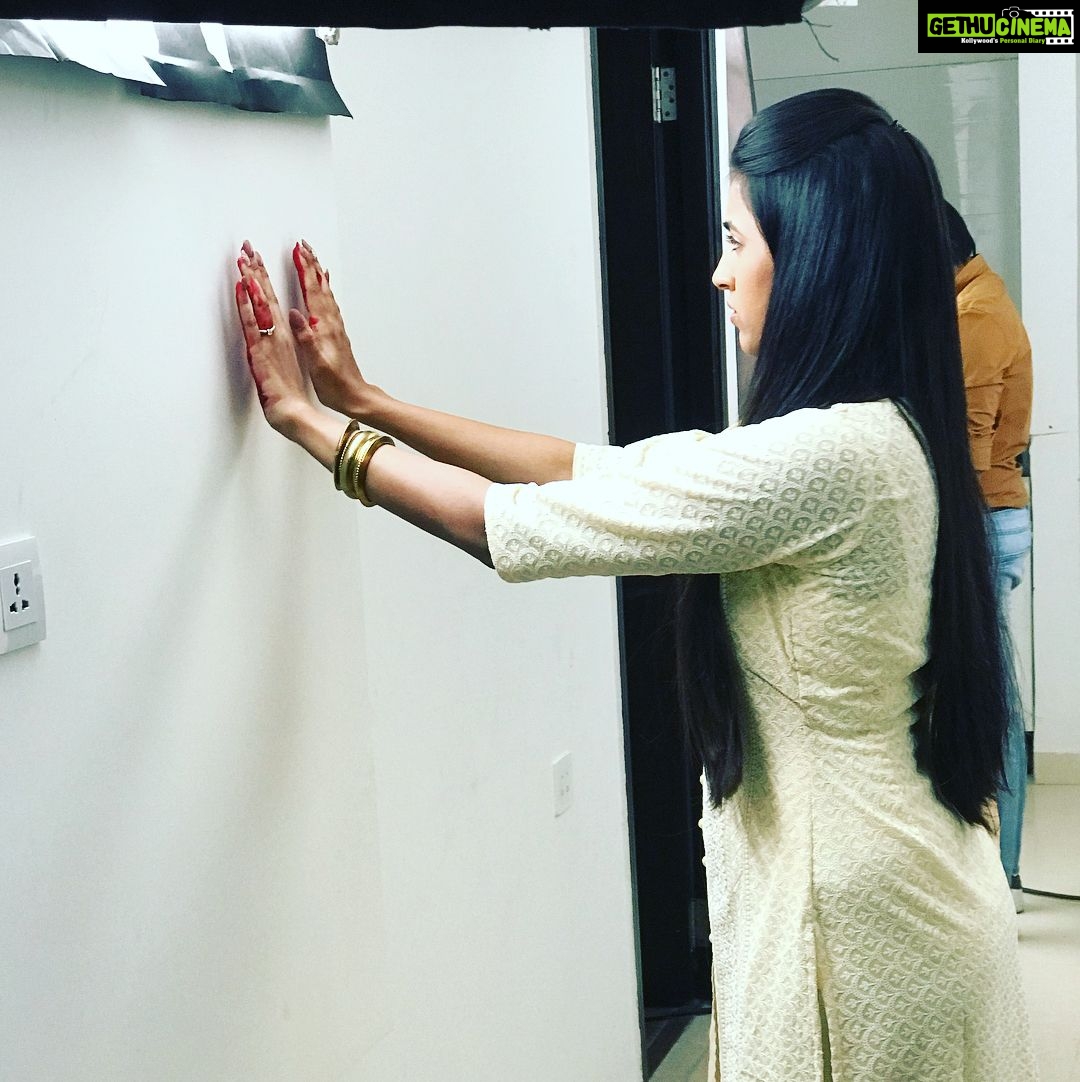 Niharika Konidela Instagram - From the First day to the last! It was a great great team to work with!Thank you everyone! My next film in Telugu- HAPPY WEDDING 💙