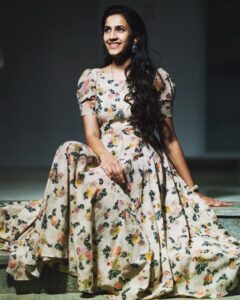 Niharika Konidela Instagram - Glad to be back on insta! #endofdigitaldetox @sautraclothing
