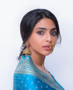 Nikhila Vimal Instagram - Wishing you a breathtaking fabulous birthday @aishu__ .Cheers to many more years of laugher ,love n friendship.I wish you every happiness your heart can hold.Here’s to another fabulous year of life.you are simply the best ♥️