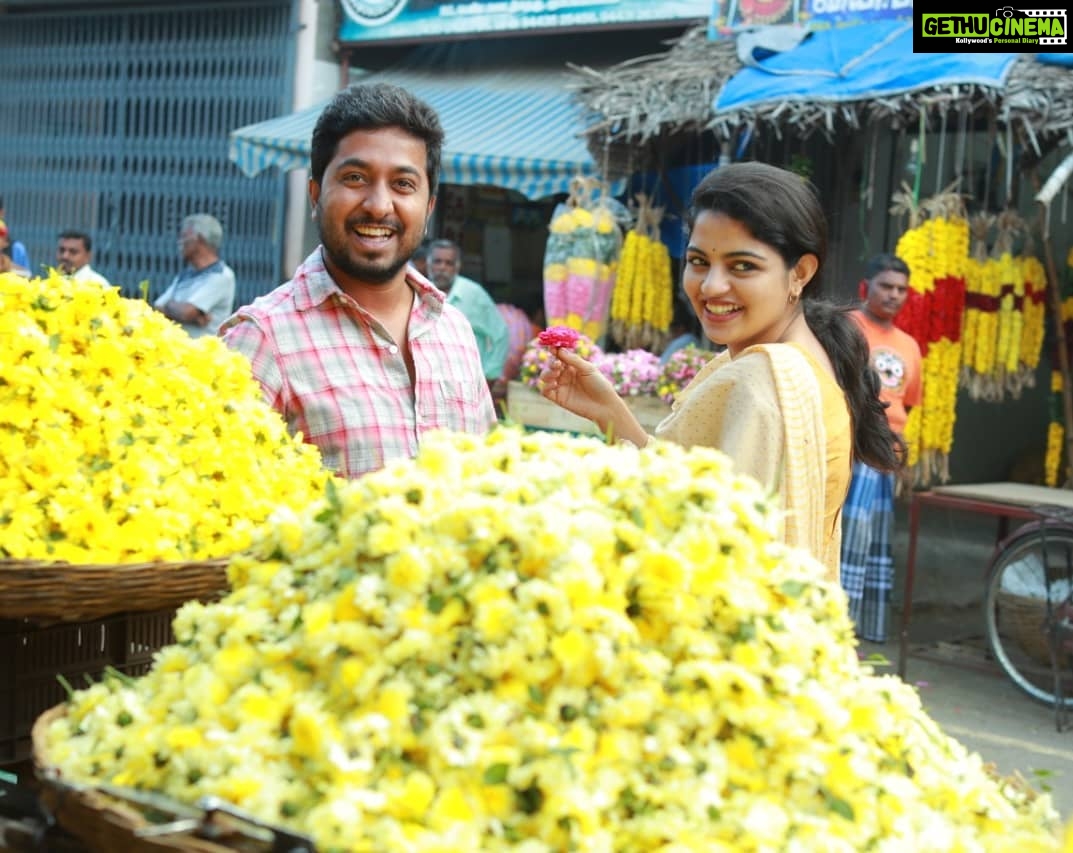 Nikhila Vimal Instagram - Aravindan n Varada❤ Two years since!! #2yearsofaravindanteadhithikal #memoriestolastalifetime