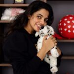 Nikhila Vimal Instagram - 🐶🖤🐶🖤