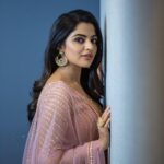 Nikhila Vimal Instagram - 💕Posting some favourite throwback pics💕 #diggingmygallery #lazyenoughtopostitthen