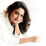 Nikhila Vimal Instagram - Take me away to better days🤍 . . . 📸: @shafishakkeer #postingthrowbacks #diggingmygallery #quarantinedaysahead #staysafeathomeandstayactive