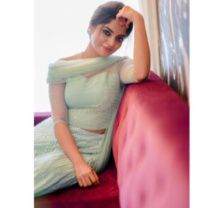 Nikhila Vimal Instagram - 🧚🏻🧚🏻🧚🏻 👗: @maria.tiya.maria 💄: @sajithandsujith 📸: @vineesh_smoke_photography