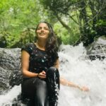 Nikhila Vimal Instagram - Lets find some beautiful place to getlost❤ @elablooms #4acre #elabloomsecrets ELA Blooms "Wild place to STAY and TREK" - 900 Kandi