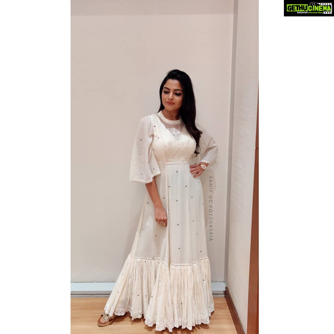 Nikhila Vimal Instagram - Wearing @labelmdesigners for @ambili_movieofficial audiolaunch❤ 📸 : @sanif_uc_hakuna_matata