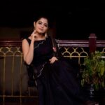 Nikhila Vimal Instagram - 🖤🖤🖤 Black saree from @maria.tiya.maria Jewelery : @m.o.dsignature 📸: @ajmal_photography_