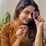 Nikhila Vimal Instagram - Skin care is optional yet it plays a major role for all of us. @vilvah_ grapefruit lip balm and lip scrub are irresistible. Every day i fall in love with these cute tubs ! Don't you feel like trying !!?