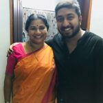 Nikhila Vimal Instagram - Her fan girl moment 😍😍 #amma#vineethetan #theirsmile😍😍#aravindanteadhithikal @vineeth84 😍😍