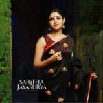 Nikhila Vimal Instagram - Costume; @sarithajayasurya_designstudio jewels; @mayoorajewellerydesignboutique @vineesh_smoke photography ❤️🖤