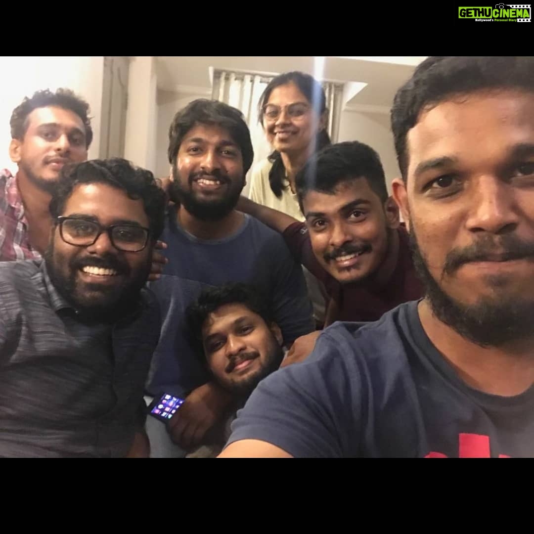 Nikhila Vimal Instagram - @alluramendranmovie rolling from tomorrow.❤❤️ All the best to my people for their new venture. @bilahari_inhiding badly want to c u direct Allu n mind tht my "chaaranmar" is always there with u.😜 Wishes @bilahari_inhiding @vineeth_v_c @anuradha_indira @akashjosephvarghese @aparna.balamurali @iamchandini ❤️❤️❤️