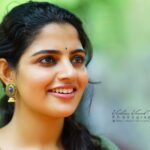 Nikhila Vimal Instagram - If indeed you must be candid,be candid beautifully-kahilil gibran @vishnuvinodphotography swipe left☺️💚💙