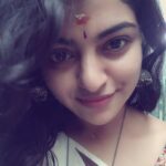Nikhila Vimal Instagram - Morning scenes😍😇 #templevisit#thulam10#guddayppl😍😘