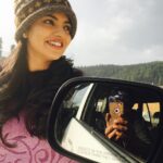 Nikhila Vimal Instagram - Objects in the mirror r closer than they appear,😁😁😁 Pic courtesy the man in the mirror😜 #kashmir#dntknwwhttoquotemoment😂😂