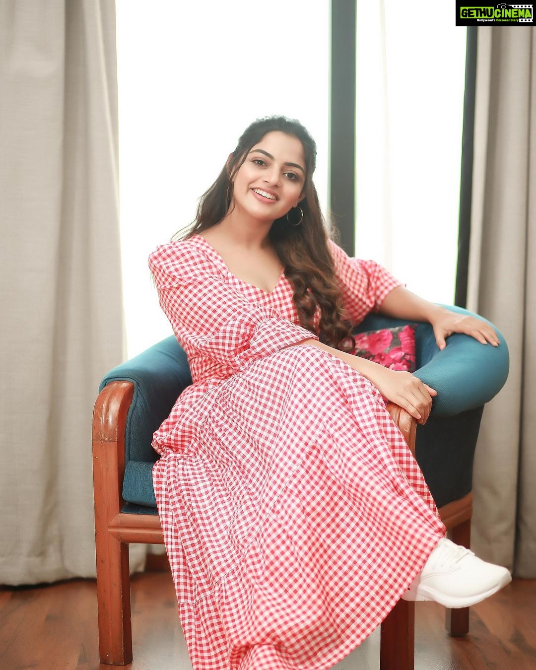 Nikhila Vimal - 139.8K Likes - Most Liked Instagram Photos