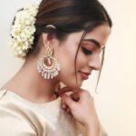 Nikhila Vimal Instagram - Whatever is good for your soul, do that🌸 📸: @pranavraaaj 🥻: @labelmdesigners 💍: @pureallure.in 💄: @_femy_antony_ 🥻💍: @sabarinathk_