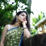 Nikhila Vimal Instagram – 🍃🍃🍃
#throwbackpicture #imalive 🤓