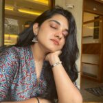 Nivetha Thomas Instagram – Hello.. Hi.. Snooze.