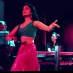 Pallavi Sharda Instagram - Some moons ago I performed on Mumbai’s iconic Blue Frog stage with @mikey_mccleary’s #Bartender gang to their cover rendition of Lata Ji’s evergreen #ChalteChalte….