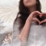 Panchi Bora Instagram - Self love is so important! Every morning wake up and see the most beautiful person in the mirror staring back at you say it loud “I AM BEAUTIFUL ” we criticize ourself much more than anyone else stop just accept yourself and start loving yourself ❤️ 22.2.22