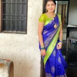 Papri Ghosh Instagram - Recently celebrated Kayal’s wedding anniversary in Pandavarillam in this lovely blue Saree from @cyn.thiacollections and blouse by @adhya_vyshnavee #paprighosh #pandavarillam #kayal #suntv #serial #actress #blue #saree #hazeleyes #goldjewellery #simplicity #casualstyle #weddinganniversary