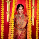 Papri Ghosh Instagram - Telugu bridal photoshoot Makeup & hair: @krish_makeovers @_chitras_makeup_artist_28 Costume: @chitras_fashion_studio Photography: @dk_photography28 @harish_thoppey @dk_space_rental Jewelry: @chennai_jazz #paprighosh #pandavarillam #kayal #bride #photoshoot #bridalphotoshoot #telugubride #southindianbride #indianbride #bridalmakeup #weddingjewellery #pattusaree #suntv #serial #actress #serialactress #actressphotoshoot