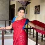 Papri Ghosh Instagram - Summer is here! Time for comfortable cotton sarees Saree @shop_mfash #takenby @naresheswar #nareshclick #paprighosh #pandavarillam #kayal #suntv #cottonsaree #comfortable #comfortablefashion #ootd #redsaree #serial #actress #actresslife #serialactress #suntvserial @suntv