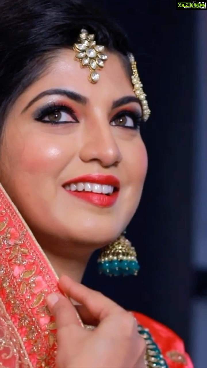 Papri Ghosh Instagram - #photoshoot #makingvideos #makhna #paprighosh #kayal #kuttykayal #pandavarillam @naresheswar @studioc77 @makeupartistramya @chennai_jazz