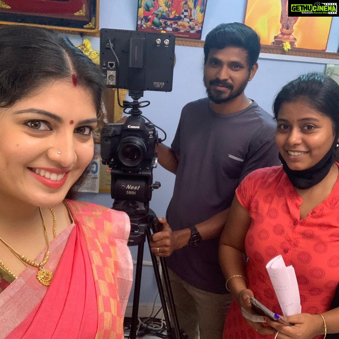 Papri Ghosh Instagram - Good morning friends😃 from the last day ad shoot before this lockdown @naresheswar