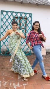 Papri Ghosh Instagram - #trending #song #paprighosh #pandavarillam #kayal #suntv #serial #actress #saree #shirt #jeans #girls #terrace #nareshclick @anu_chweety 
#jewellery @keerti_art_jewelry