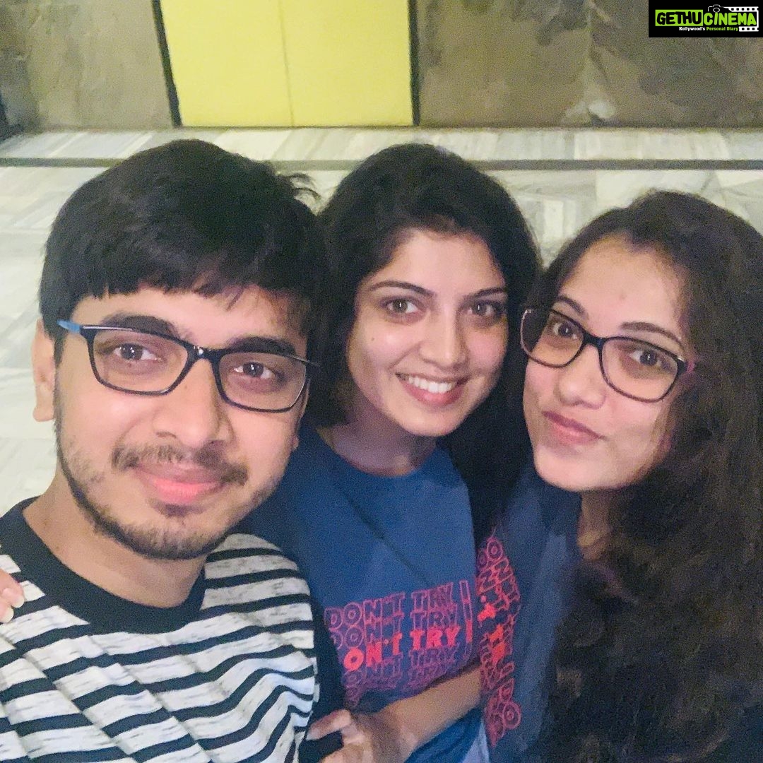 Papri Ghosh Instagram - Real happy faces😃out with siblings at hometown