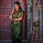 Papri Ghosh Instagram - #happy #navratri #durgapuja #mahasaptami Makeup @aarthimakeoverartistry Jewelry @sagunthalajeweller Bridal blouse @j2fashions PC @moonlightstudio.77 @r_photography Editor @valentino_prabu