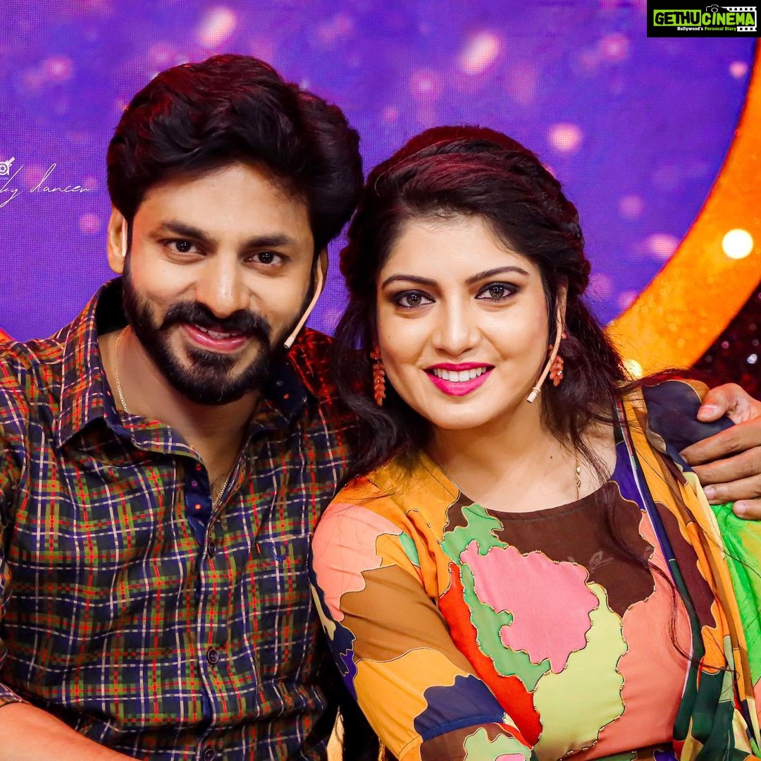 Papri Ghosh Instagram - Watch us @suntv today 12pm onwards back to back #rowdybaby & #poovathalaiya @naresheswar Colorful dress from @s2.boutiqe