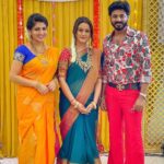 Papri Ghosh Instagram – With @soniaaggarwal1 in Pandavar illam serial 
@naresheswar 
#paprighosh #soniaagarwal #naresheswar #pandavarillam #kuttykayal #kayal #retrolook #specialepisode #sunday #bellbottoms #tamilactress #tamilheroine #actor #actress #suntv #serial @suntv