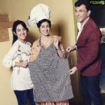 Paridhi Sharma Instagram - Something new is happening.. Vikas Khanna is an American Chef, restaurateur, cookbook writer, filmmaker and humanitarian. He is one of the judges of Star Plus series MasterChef India... He is coming in the upcoming episode to kickstart my new journey as chef... #chefVikaskhanna #patialababes @vikaskhannagroup @sonytvofficial @ashnoorkaur