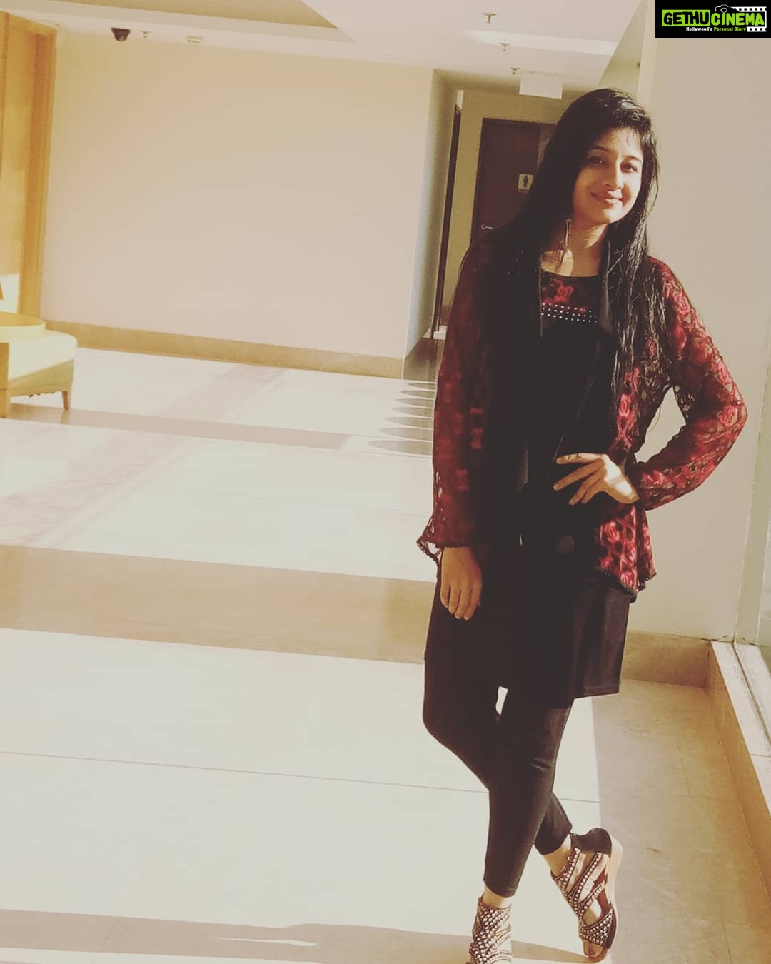 Paridhi Sharma Instagram - Good morning everyone😊 Today PC in Bhopal 😊